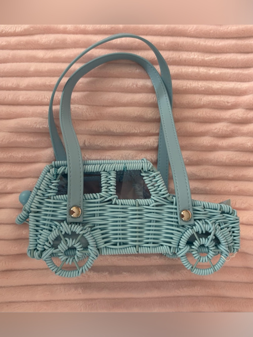 Tommy Bahama Blue Wicker Car Bag - Picture 7 of 7